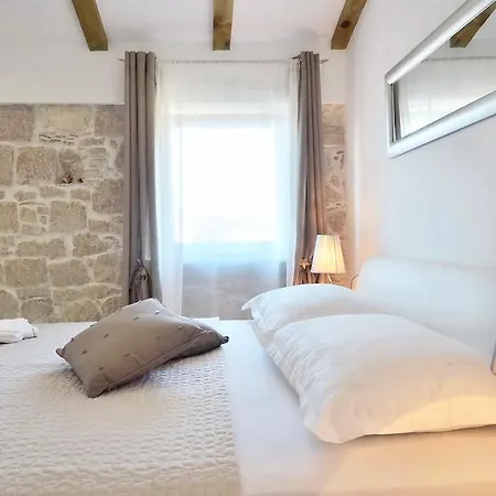 Apartman Silver Split