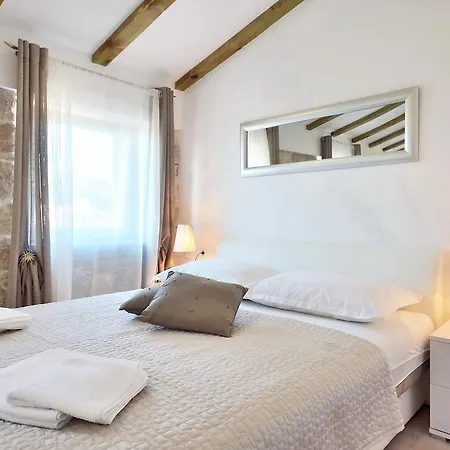 Apartman Silver Split