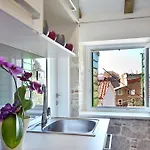 Studios Silver