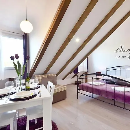 Apartment Silver *