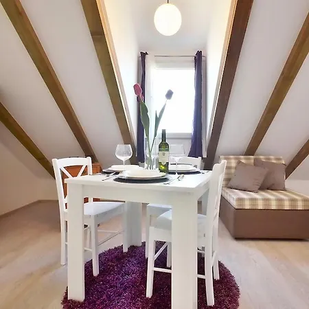 Apartment Silver